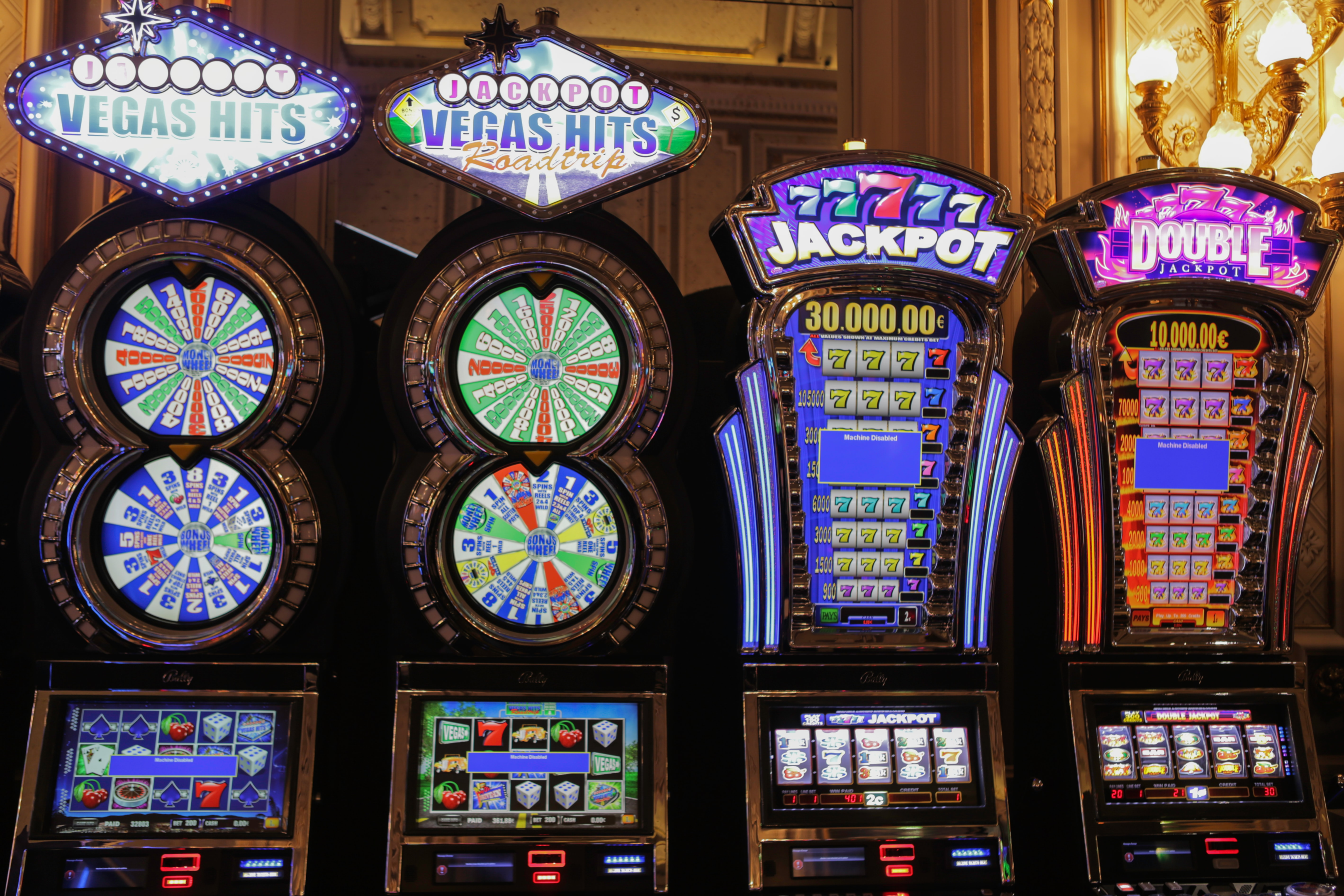 Online Casino: Entdecken Sie Spielautomaten und Tischspiele